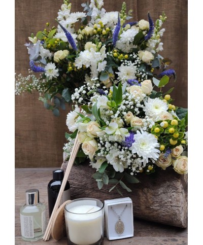 Inmaculada| Ramo de flores