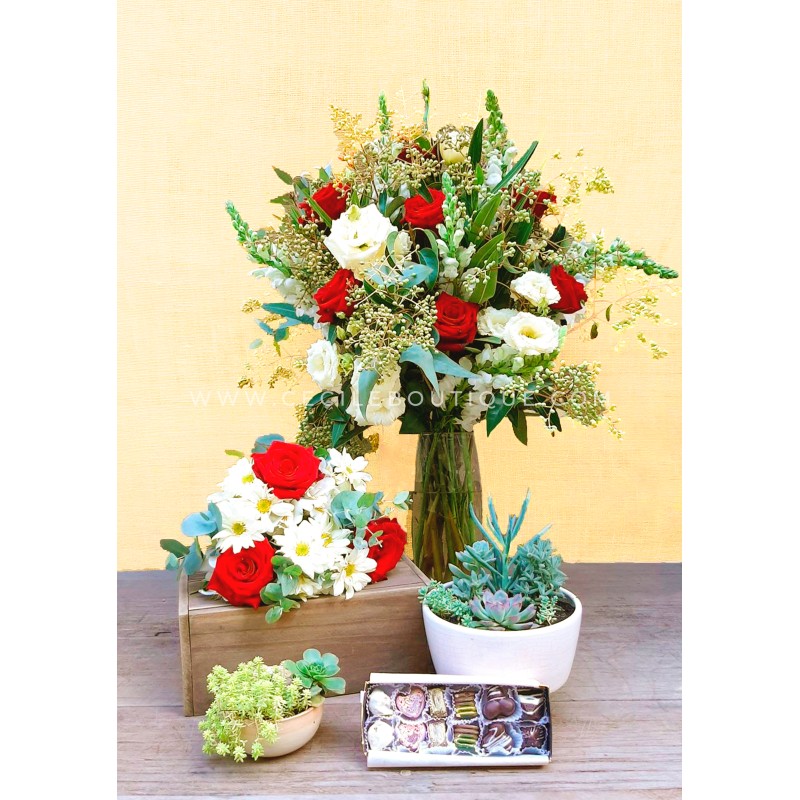 Passion - Bouquets, succulents and chocolates Passion - Bouquets, succulents and chocolates