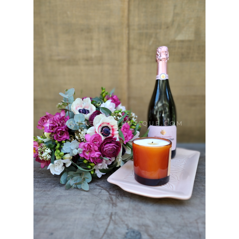 Zoe | Ramo, champagne y vela Zoe | Ramo, champagne y vela