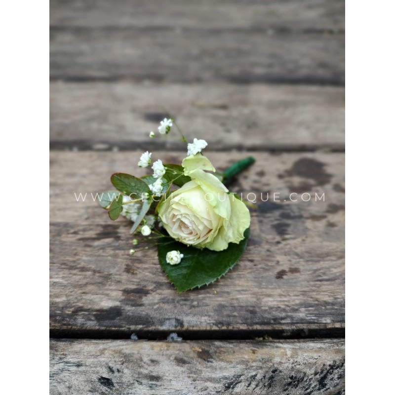Clara | Boutonniere