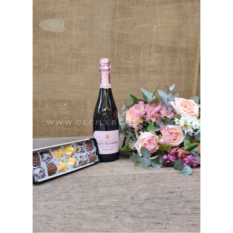 Corazón divino | Ramo, chocolates y champagne Corazón divino | Ramo, chocolates y champagne