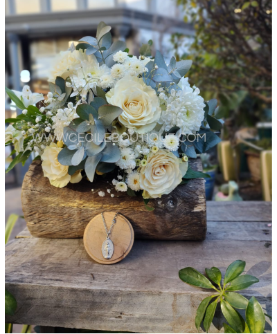 Gracia Divina | Ramo de flores con cadenita