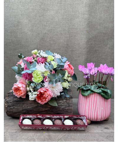 Friendship | Ramo de flores más violetas de los alpes