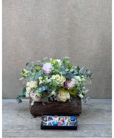 Todo lo que quiero es tu amor| Ramo de flores con chocolates