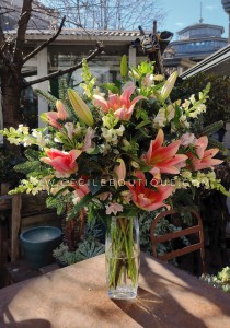 Cálido - Ramo de flores de Liliums