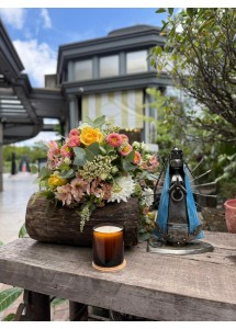 Bendecida por María | Bouquet & vela