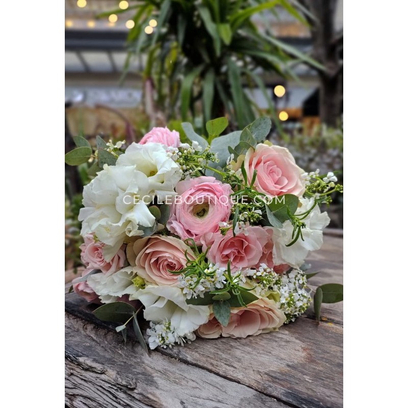 Blossom | Bouquets and chocolates