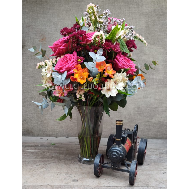 Trem do céu | Buquê de flores com miniatura Trem do céu | Buquê de flores com miniatura